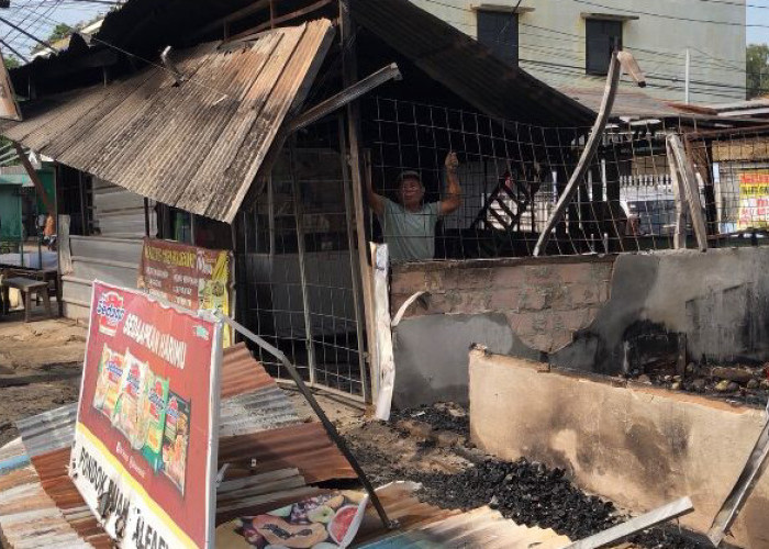 Kios Buah di Kenten Hangus Dilahap Si Jago Merah, Diduga Akibat Korsleting Listrik