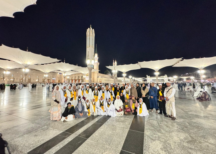 Disambut Haru di Madinah, Jemaah Holiday Angkasa Wisata Penuh Semangat Menuju Masjid Nabawi