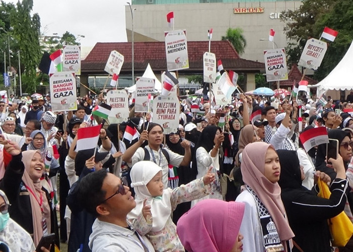 Ribuan Warga Palembang Hadiri Aksi Bela Palestina Jilid III di Lapangan Kantor DPRD Sumsel