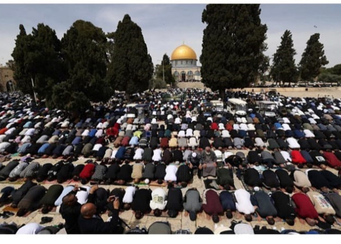 40.000 Warga Palestina Melaksanakan Salat Idul Adha di Masjid Al Aqsa Dengan Penjagaan Ketat Pasukan Israel