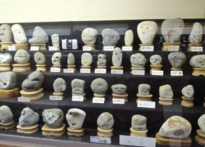 Seperti Kutukan! Koleksi Batu-Batu Berwajah Manusia di Museum Chinsekikan Jepang