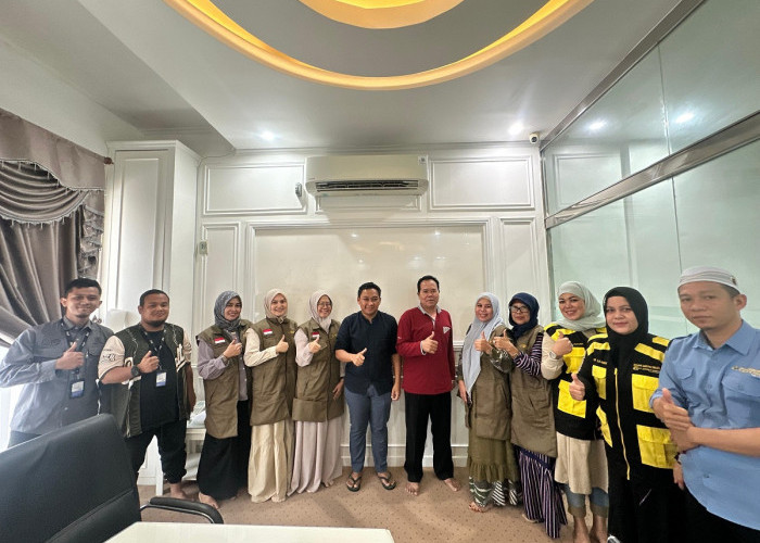 Holiday Angkasa Wisata Gelar Rapat Persiapan Keberangkatan 360 Jemaah Umroh, CEO Berikan Bonus Free Thoif