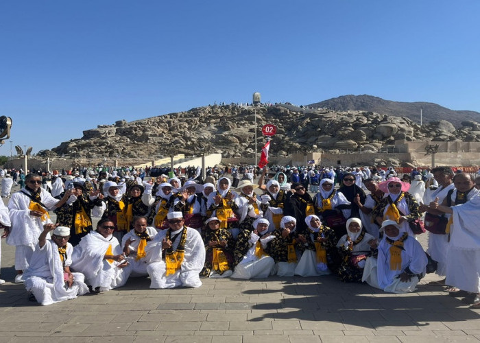 433 Jemaah Holiday Angkasa Wisata Laksanakan Ziarah Luar dan Umrah Kedua di Kota Suci Makkah