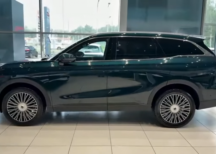 Cherry 39 CSH, SUV Hybrid Rp719 Juta yang Jadi Sorotan di GIIAS 2025