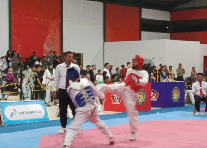 Tim Yonzikon 12/KJ kalahkan Tim Empat Lawang Dipartai Semi Final Cabang Olahraga Taekwondo