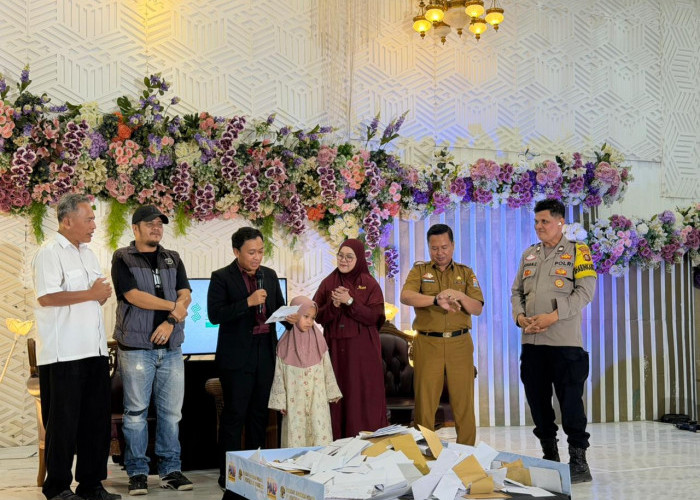 2 Pemenang Umroh Anten-Anten Nunggu Buko, PALTV Holiday Angkasa Wisata Diberangkatkan Musim 1448 Hijriah