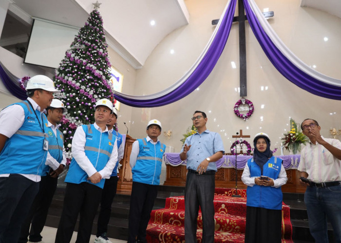 Dirut PLN Tinjau Kesiapan Layanan Kelistrikan Untuk Ibadah Natal di Seluruh Indonesia