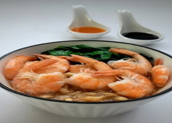 Lomie Udang Palembang Simple: Kuah Kaldu Gurih, Kaya Rasa Laut