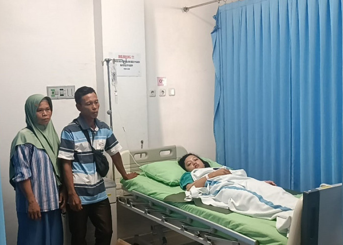 Siswi MAN di Muba Dibacok Saat Berangkat Sekolah, Motor Nyaris Dirampas