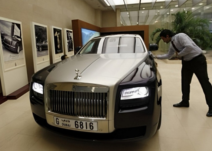 Mobil Mewah Rolls-Royce yang Elegan, Eksplorasi Keanggunan dalam Dunia Otomotif