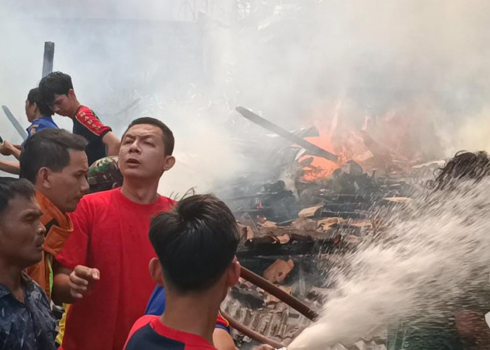 Anak Bakar Rumah Orangtuanya di Palembang, Ternyata Rumah Tetangga Ikut Terbakar