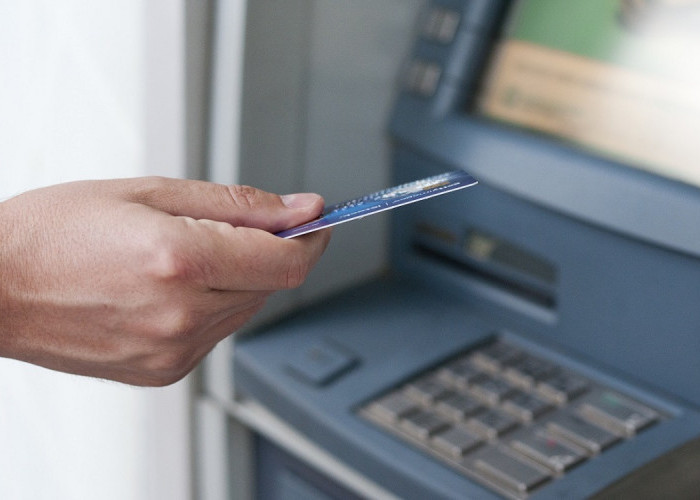BI Tegaskan Agar Bank Menjaga Ketersediaan Uang di ATM Selama Libur Lebaran