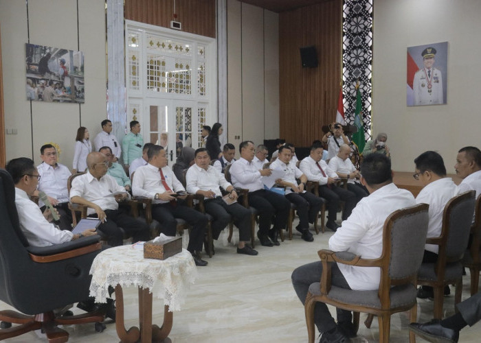 Lampu jalan rusak Palembang, Keluhan terbanyak warga, Simulasi perbaikan lampu, Lampu tenaga surya, Ratu Dewa 