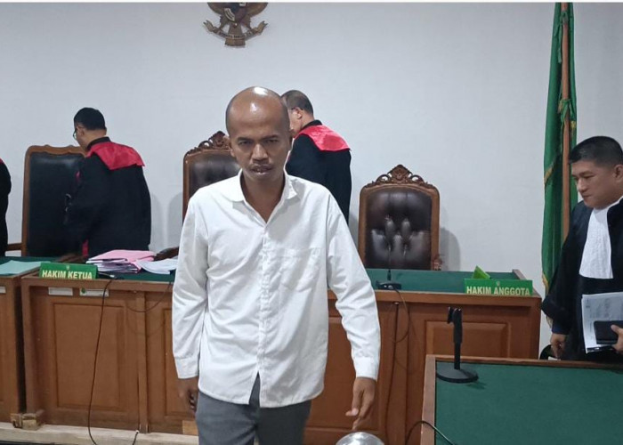 Jaksa Tuntut  Staf Pribadi Kadisnakertrans Sumsel 4 Tahun Pidana Penjara