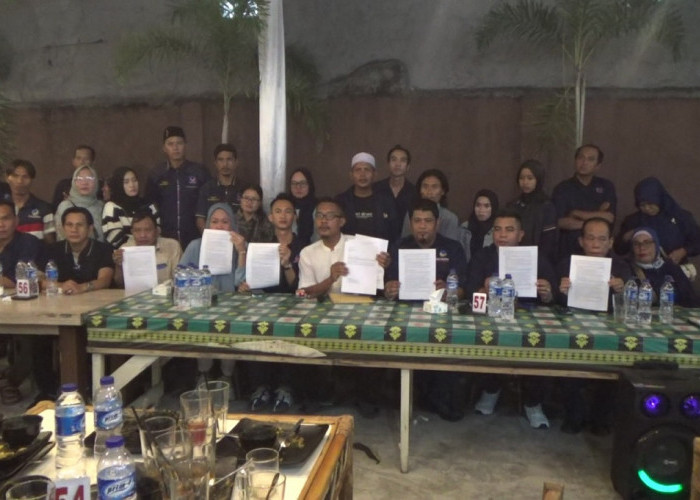  13 DPC Partai Nasdem Nyatakan Mosi Tak Percaya Kepada Ketua DPD Partai Nasdem Kota Palembang