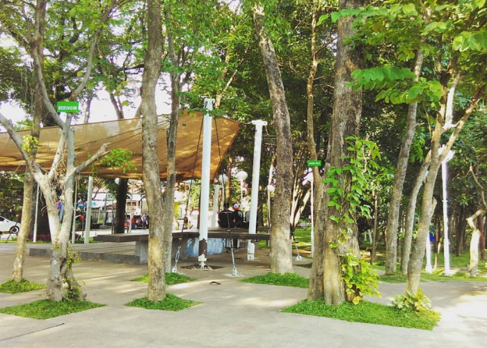 Keseruan Wisata di Taman Kunang Kunang Malang