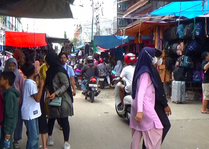 Omzet Pedagang Kaki Lima di Kawasan Pasar 16 Ilir Menurun Pascapenertiban