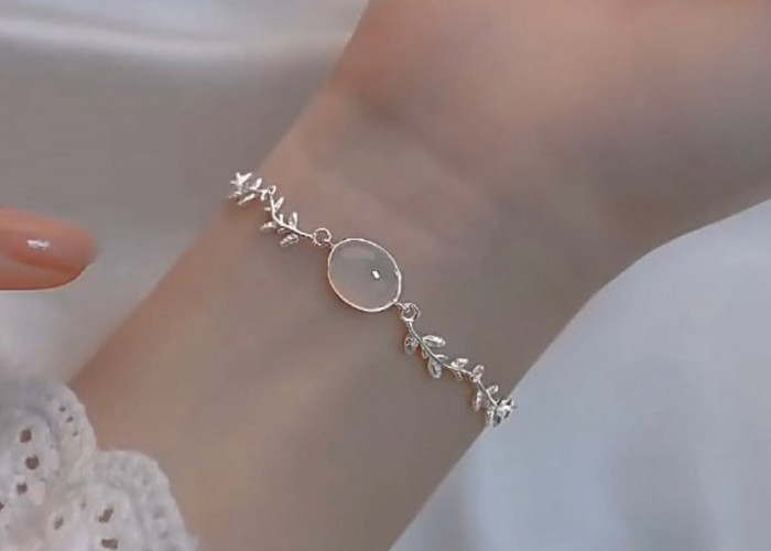 Rahasia Tampil Elegan, Pilihan Gelang Emas yang Bikin Tangan Terlihat Lebih Proporsional