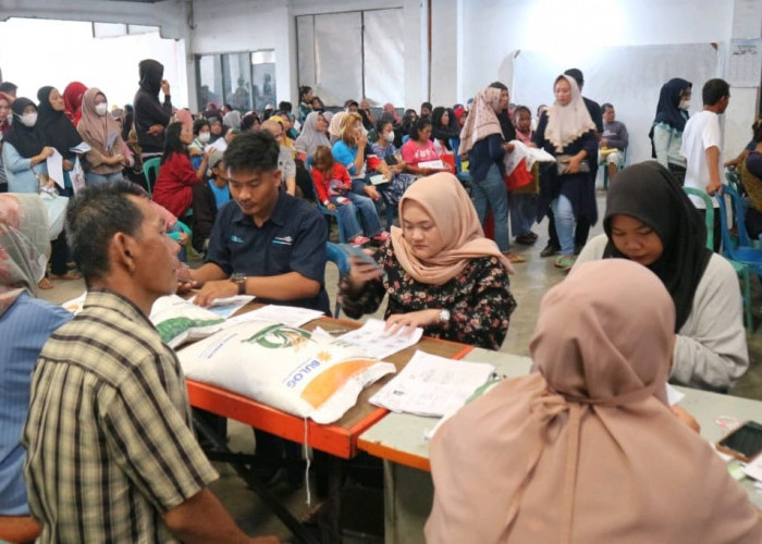 PT Pos Indonesia Palembang Salurkan Bantuan Cadangan Beras Pemerintah kepada 74.459 Penerima Bantuan Pangan