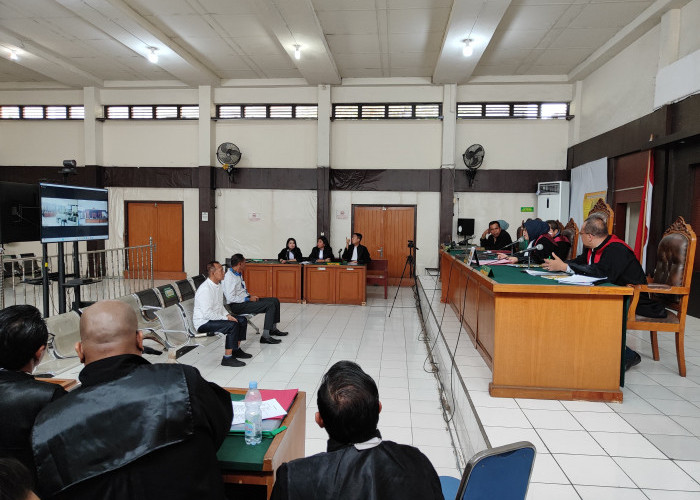 Rugikan Negara Rp358 Juta, Mantan Ketua Komite SMAN 19 Palembang Arfan Didampingi Puluhan Advokat PERADI