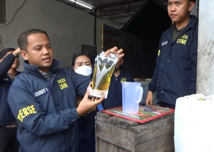 Antisipasi HET, Polda Sumsel dan Dinas Perdagangan Gelar Sidak Minyakita di Pasaran Palembang