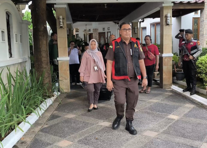 Kejati Sumsel Geledah Rumah Mantan Gubernur Alex Noerdin Terkait Kasus Pasar Cinde