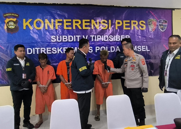 Polda Sumsel Bongkar Sindikat Penjual Konten Pornografi, Ayah dan Anak Jadi Tersangka