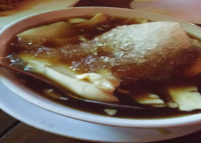 Es Kembang Tahu Palembang, Sentuhan Manis, Lembut dan Hangat yang Menyegarkan