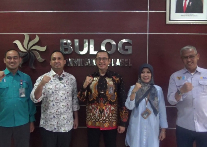 M Hidayat Kunjungi Perum Bulog Kanwil Sumsel Babel dalam Reses Dapil III DPRD Kota Palembang