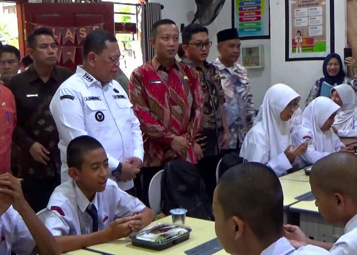 Pemkot Palembang Laksanakan Simulasi Makanan Bergizi Gratis dan Launching Satu Rekening Satu Pelajar