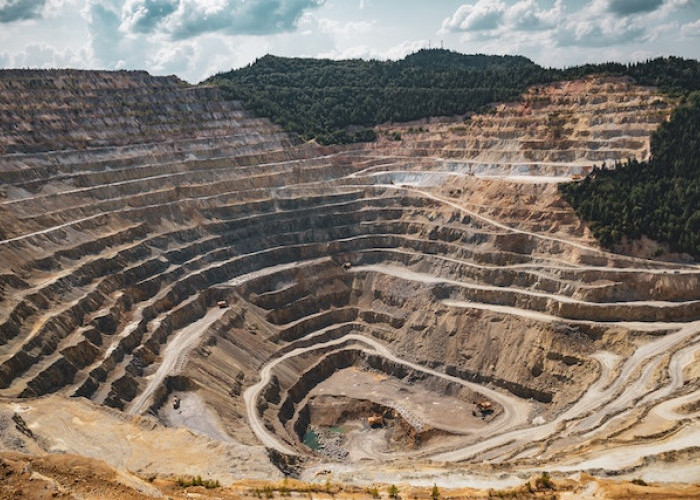 Tambang Mineral Terbesar hingga Terkecil di Dunia: Keajaiban di Bawah Permukaan Bumi