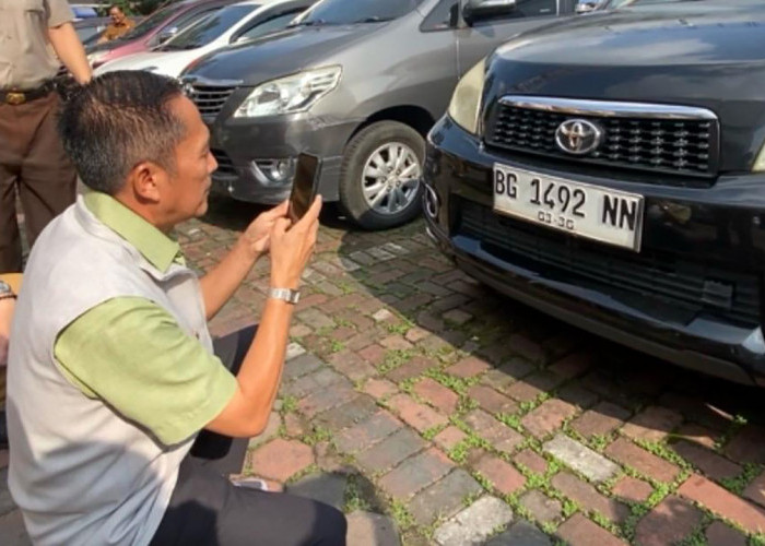 RD Temukan Sejumlah Kendaraan Pribadi Tunggak Pajak di Parkiran Setda Palembang