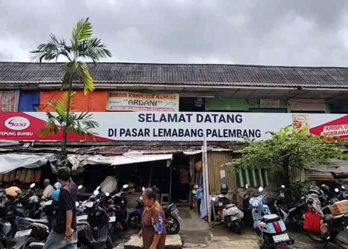 Aktivitas Belanja di Pasar Tradisional di Palembang Mulai Ramai Jelang Imlek dan Ramadan
