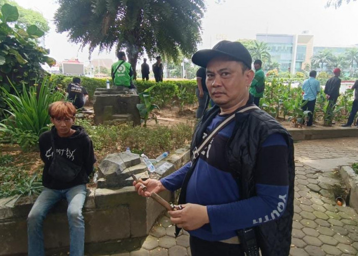Seorang Remaja Diamankan Bawa Pisau di Tengah Aksi Mahasiswa di DPRD Sumsel