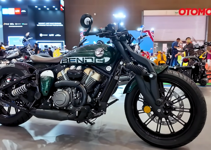 Dua Motor Baru dari Benelli di IMS 2025: Napoleon Bob 250 dan Kiw Gliton