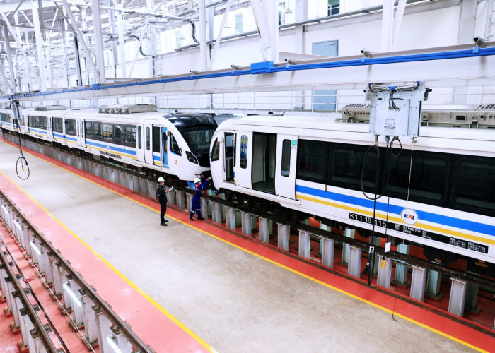 Bersama BPKARSS, KAI Optimalkan Perawatan Sarana Depo LRT 