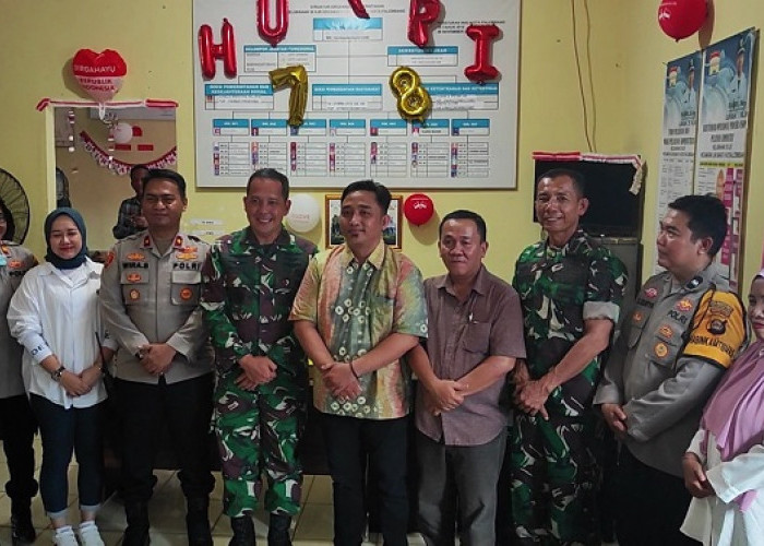 Jalin Silahturahmi dan Sinergitas, TNI AU Lanud Sri Mulyono Herlambang Kunjungi Warga 35 Ilir Palembang