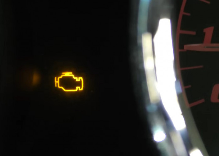 Penyebab dan Cara Penanganan Lampu Indikator Mesin yang Menyala pada Kendaraan Bermotor 