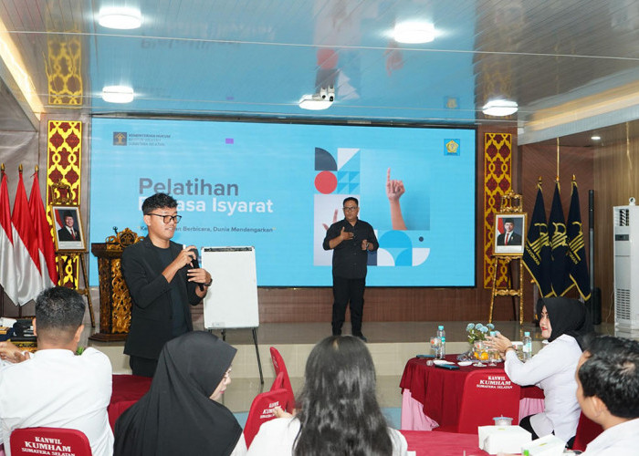 Kanwil Kemenkum Sumsel Gelar Pelatihan Bahasa Isyarat: ’’Ketika Tangan Berbicara, Dunia Mendengarkan’’