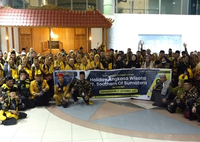 Holiday Angkasa Wisata Berangkatkan 203 Jemaah Umroh Paket 12 Hari By Lion Air