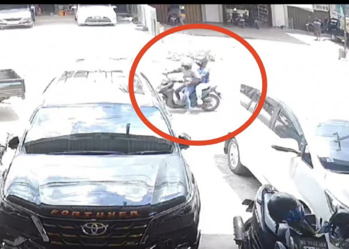 Dua Pelaku Curanmor di Palembang Ditangkap, Aksi Terekam CCTV dan Viral di Medsos