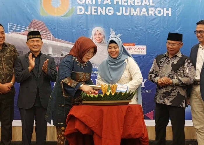 Milad ke-16 Griya Herbal Djeng Jumaroh Luncurkan Produk Syifa Sendi