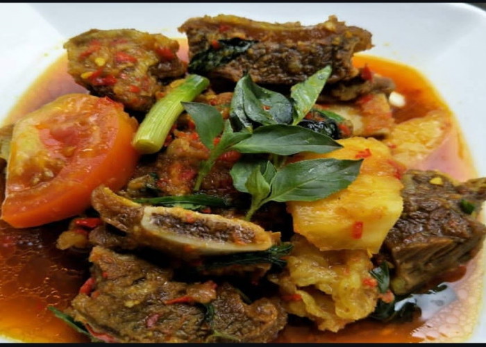 Pindang Tulang Iga Sapi Khas Palembang, Kuah Segar Kaya Rempah