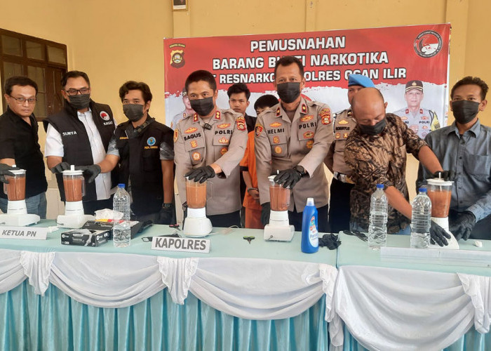 Satres Narkoba Polres Ogan Ilir Musnahkan Barang Bukti 10 Ribu Pil Ineks dan 408,45 Gram Sabu