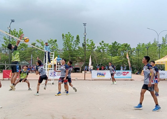 Seru! Combed Lahat Pulangkan SJG Palembang pada Open Tournament Volleyball Piala Pangdam II Sriwijaya