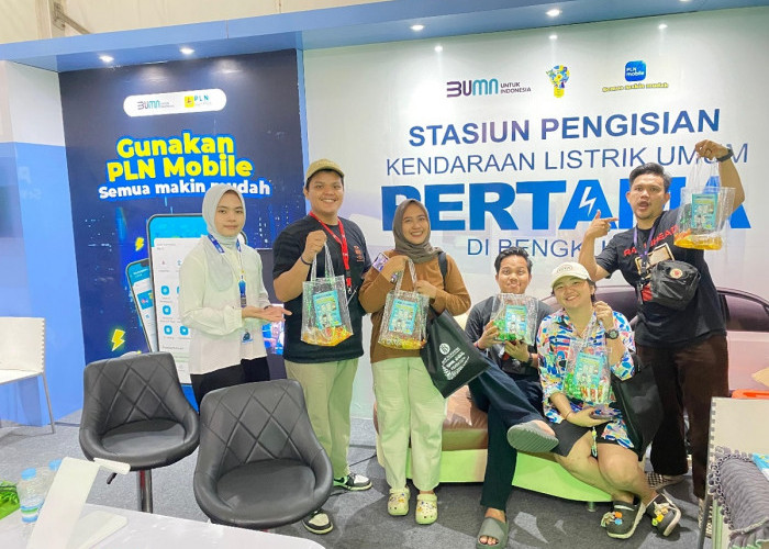 PLN UP3 Bengkulu Hadir Lebih Dekat dengan Masyarakat Lewat Booth Pelayanan di Festival Tabut 2025