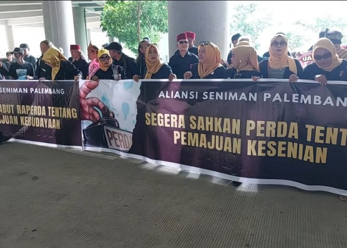 Puluhan Seniman Palembang Desak DPRD Sahkan Perda Kesenian
