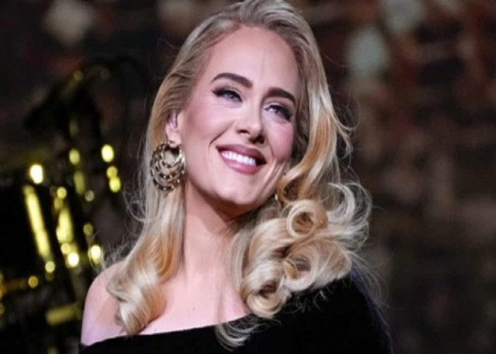 Penyanyi Inggris Adele Memutuskan Berhenti Konsumsi Alkohol Setelah 20 Tahun Ketergantungan