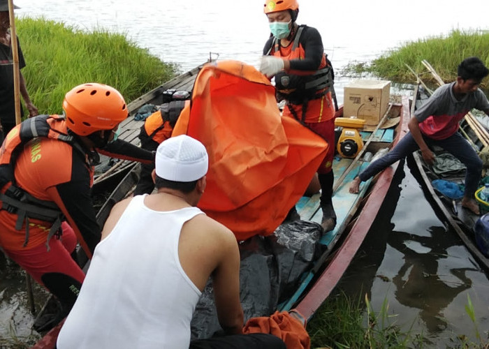 Pemancing yang Tenggelam di Sungai Kelekar Ditemukan Meninggal Dunia