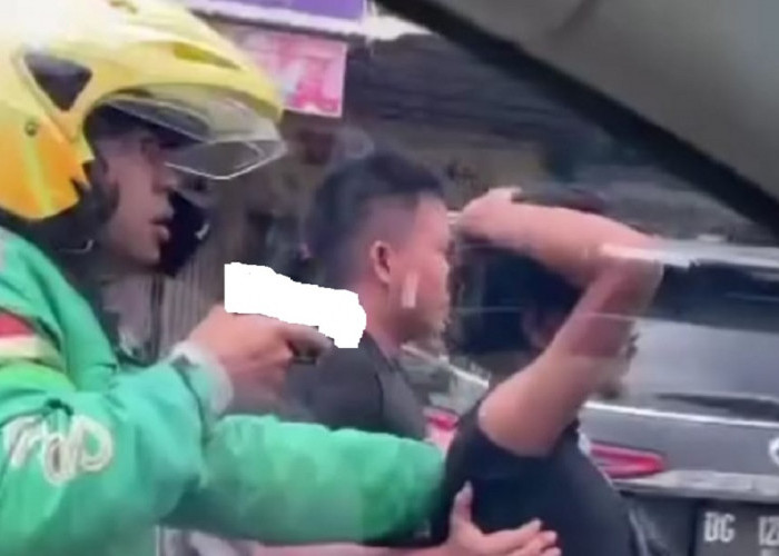 Viral, Aksi Polisi Menyamar Jadi Driver Ojol Sukses Tangkap Kurir Narkoba di Palembang